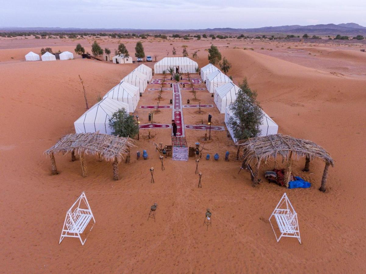 Luxury Traditional Tent Camp Merzouga Esterno foto